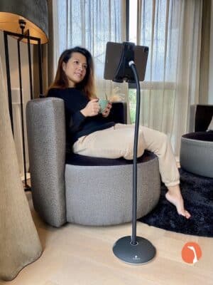 Tablet-stand-iPad-chair-sofa-100cm-GOOS-E