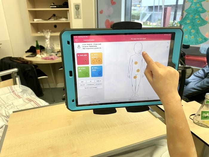 Communicatie-via-Pad-pijnindicatie-Kinderkliniek-Essen-GOOS-E