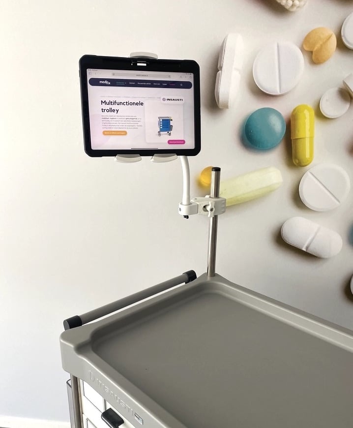 Tablet-houder-iPad-trolley-kar-serveerwagen