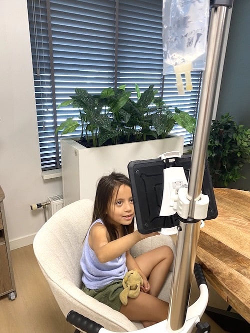 tablet-houder-iPad-infuuspaal-zorg-GOOS-E